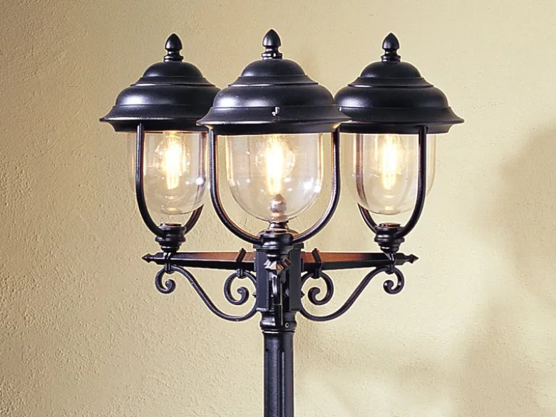 Straßenlaterne PARMA im Landhausstil, 3-flammig Schwarz, Höhe 218cm