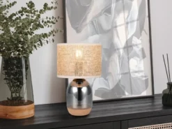 Tischleuchte TARA mit Rattanschirm, Kork und Glasfuß, Höhe 32cm