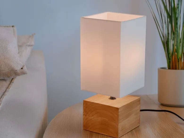Tischleuchte WOODY Holzfuß mit Stoffschirm in Weiß, Höhe 30cm