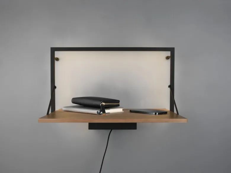 Wandregal LEONIE aus Holz mit LED Beleuchtung Metall Schwarz 50cm breit