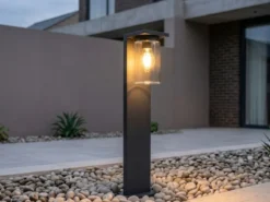 Wegeleuchte ARDILA aus Aluminium Schwarz mit E27 Glasschirm, Höhe 65cm