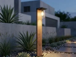 Wegeleuchte aus Aluminium Holzoptik mit E27 LED & Glasschirm, Höhe 100cm