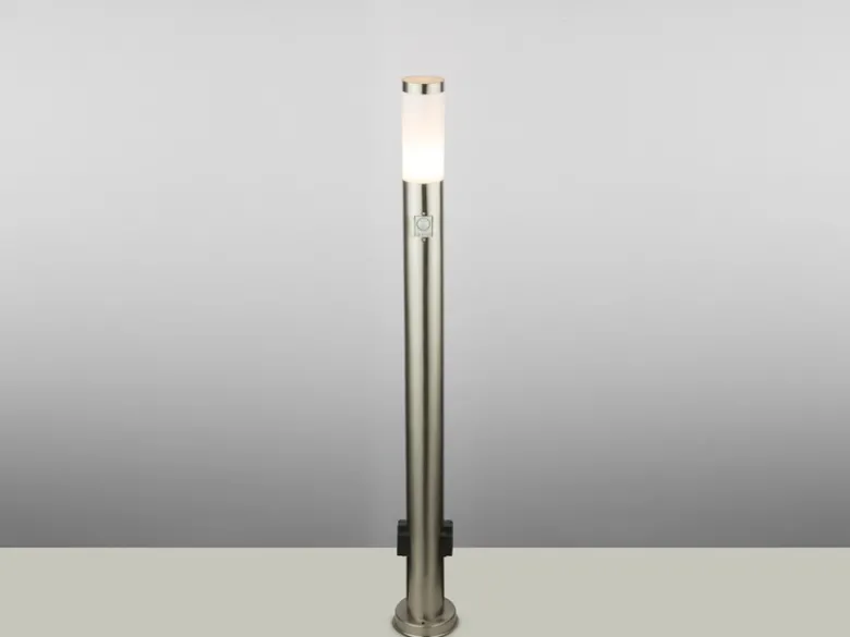 Wegeleuchte BOSTON mit Bewegungsmelder & Steckdosen in Silber, H 110cm