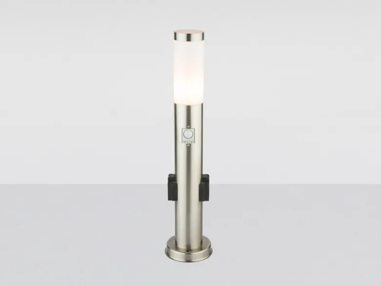 Wegeleuchte BOSTON mit Bewegungsmelder & Steckdosen in Silber, H 60cm