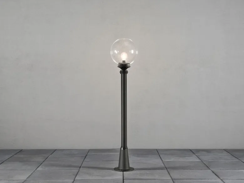 Wegeleuchte ORION Aluminium Schwarz mit Glaskugel, Höhe 118cm